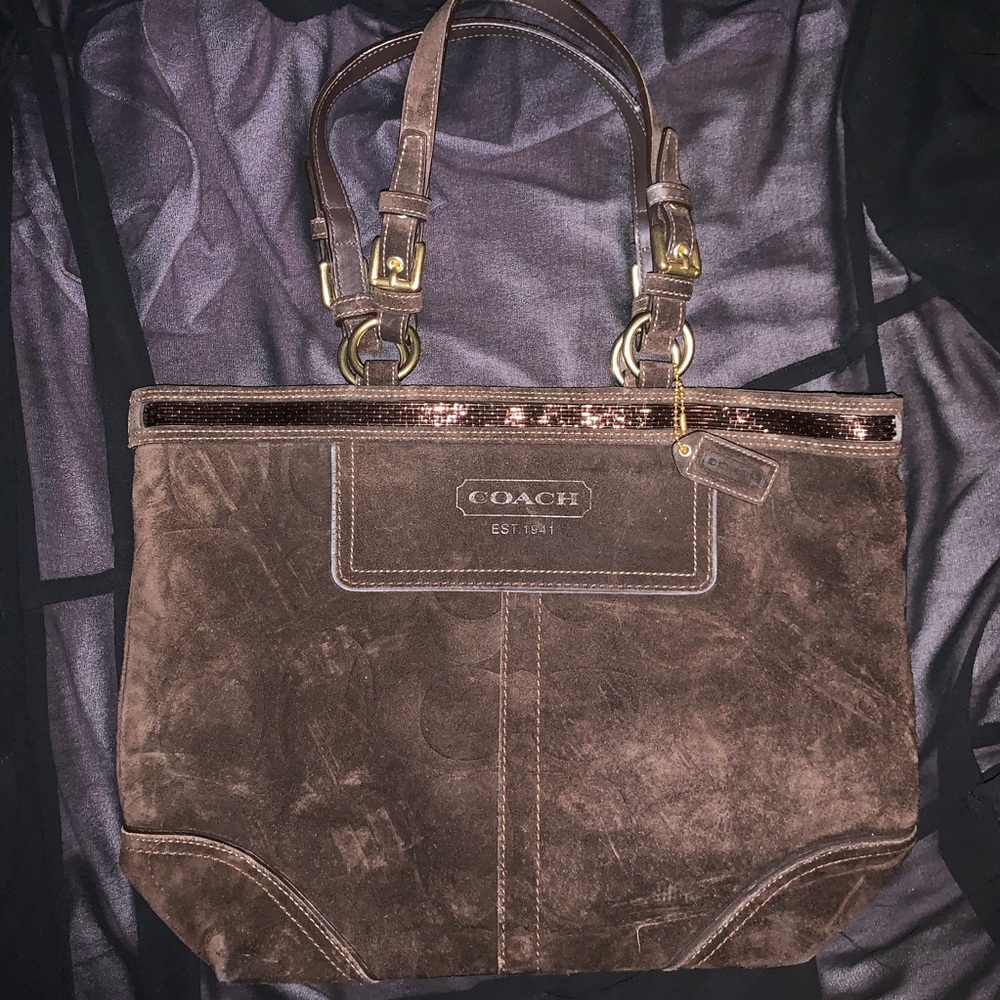 Brown COACH shoulder bag (PRICE FIRM)